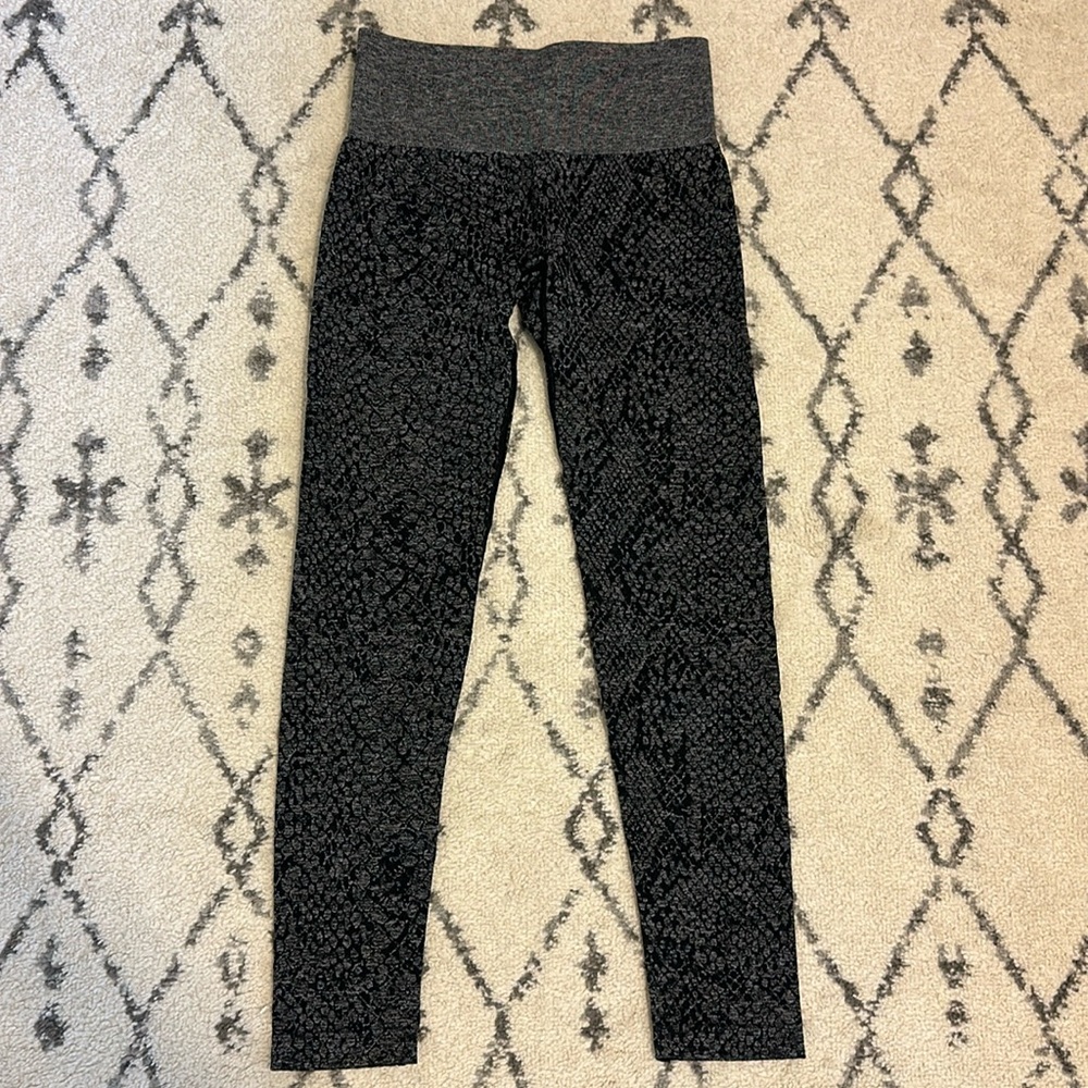 NVGTN LEGGINGS